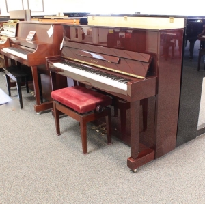 KAWAI 44" UPRIGHT